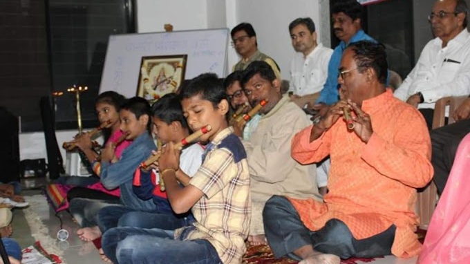 Performance photo 2
